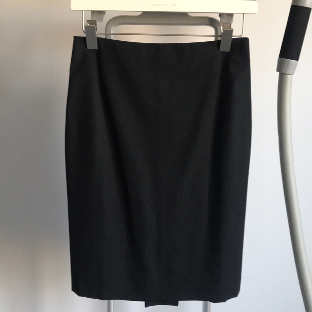 NWOT Ann Taylor Black Pencil Skirt